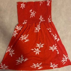 Red flower print strapless dress!